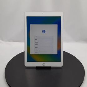 ★ジャンク/一部動作確認済み★Apple iPad 第5世代 Wi-Fi 32GB MP2G2J/A シルバー [9.7インチ iOS] 中古 タブレット (RM1385)