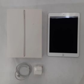 ★ジャンク/一部動作確認済み★Apple iPad 第5世代 Wi-Fi 32GB MP2G2J/A シルバー [9.7インチ iOS] 中古 タブレット (RM1380)