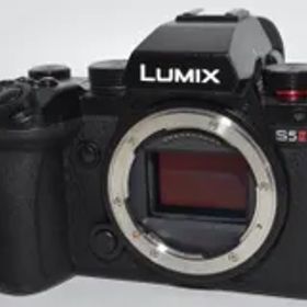241163★極上★パナソニック(Panasonic) フルサイズミラーレス一眼カメラ S5M2 ボディ ブラック DC-S5M2