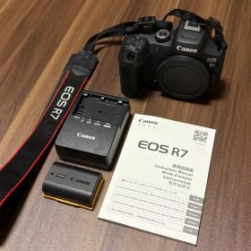 Canon EOS R7 デジタルカメラ ボディ