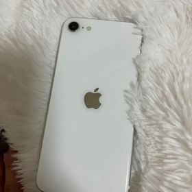 Apple iPhone se2 本体