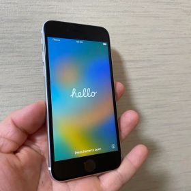 iPhone SE（第2世代）ホワイト 64GB／SIMフリー／美品（箱なし）