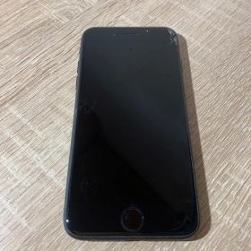 7970 iPhone SE 第二世代 64GB ブラック
