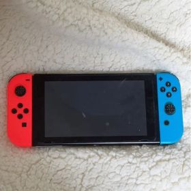 Nintendo Switch 本体 赤/青