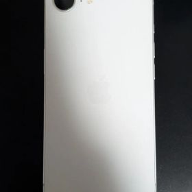 バッテリー容量100%iPhone 16e 128GB国内版