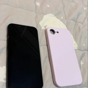 Apple iPhone 16e 128GBブラック SIMフリー