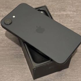 Apple iPhone 16e 本体