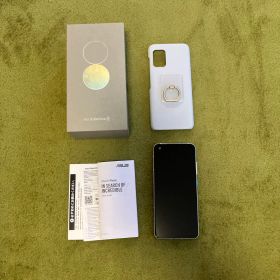 ASUS Zenfone 8 256GB 本体 美品 箱・説明書・ケース付