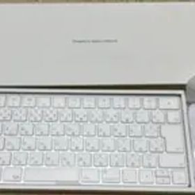 Apple Magic Keyboard & Magic Mouse