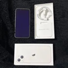 Apple iPhone 13 256GB Starlight