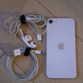 Apple iPhone 第三世代 SE 付属品(イヤホン コード)