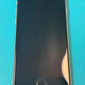 Apple iPhone SE3 128GB スターライト本体