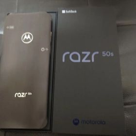 motorola razr50s サンドクリーム