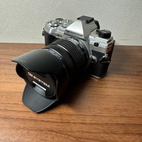OM SYSTEM OM-5 12-45mm F4.0 PROレンズキット