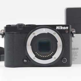 ニコン Nikon 1 J5 20.8MP Mirrorless Digital Camera Black 1886 Shots [新品同様] #Z5819A