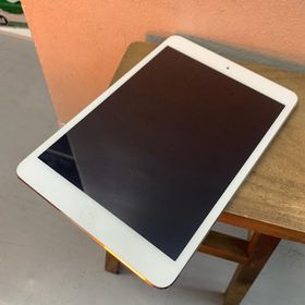 アイパッド(iPad)のipad mini2 16gb シルバー pro air(タブレット)