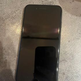 Apple iPhone 7 ブラック