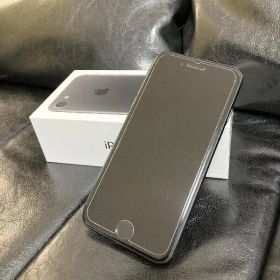 iPhone7 32G ブラック SIMロック解除済 初期化済 送料無料