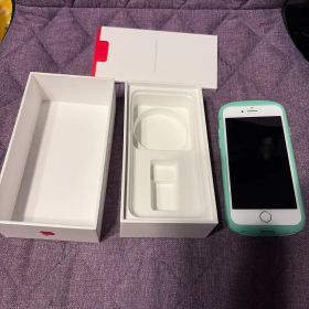 最終値下げ 動作確認済みApple iPhone 7 赤色 本体