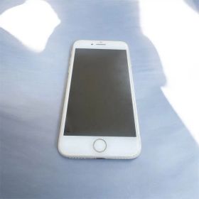 iPhone 7 SIMロック解除済み SIMフリー 内容バッテリー77%