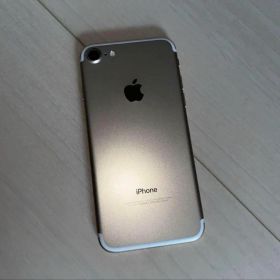Apple iPhone7 32GB ゴールド 76％ 本体 初期化済み