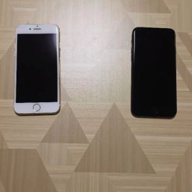 iphone 7 128gb ブラック ゴールド 2台セット