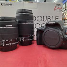 デジタル一眼レフカメラ EOS KISS X7 ダブルズームキット CANON