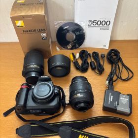 Nikon D5000 デジタルカメラ レンズ2本付き