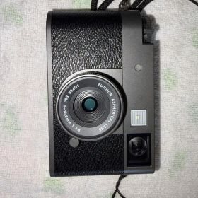 富士フイルムX-HF1 X half（エックス ハーフ） チャコールシルバー