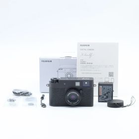 FUJIFILM X-half ブラック｜コンパクトデジタルカメラ｜高画質センサー・スナップ／日常撮影向け 富士フイルム F X-HF1-B JP【中古】