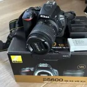 Nikon D5600 デジタルカメラ