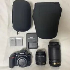 【超美品】Nikon D5600 ダブルズームキット ニコン カメラ 一眼レフ