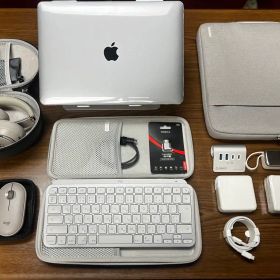 MacBook Pro M1 ほぼ未使用98%とキーボードなどの15点セット