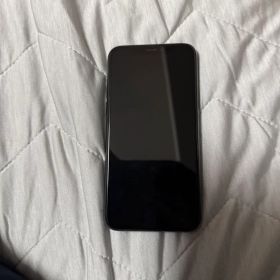 Apple iPhone 11 Pro スモークグリーン