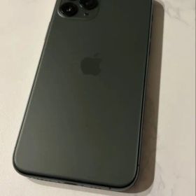 iPhone11Pro ミッドナイトグリーン ケース付き