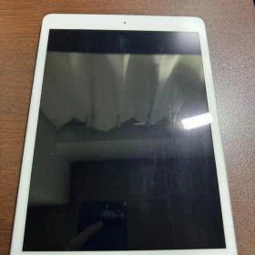 iPad(第8世代) 10.2インチ 128G simフリー