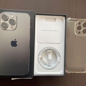 Apple iPhone 13 Pro 256GB グラファイト