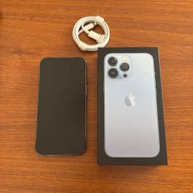 美品 iPhone13 Proシエラブルー 256GB