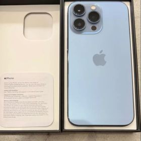 iPhone 13 Pro シエラブルー 256GB アメリカで購入
