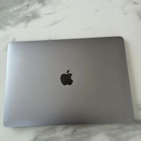 MacBook Air 2020 13インチ i5/8GB/512GB