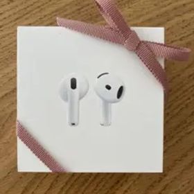【Apple】AirPods4 ワイヤレスイヤホン 新品未使用
