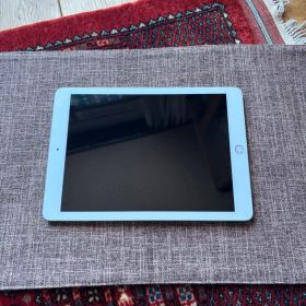 バッテリー最大容量９４%ipad第6世代