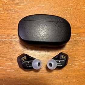 中古品 Final ZE3000 ワイヤレスイヤホン ブラック