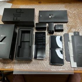 ジャンク Galaxy Z Flip SCV47 ブラック 256 状態画像参照