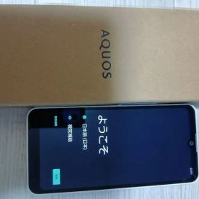 AQUOS SH-M25 wish3 ホワイト 本体