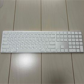 アップル(Apple)のAPPLE MAGIC KEYBOARD テンキー付き 韓国語 MQ052JU/(PC周辺機器)