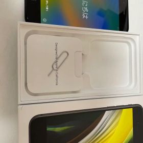Apple iPhone SE (第2世代) 本体