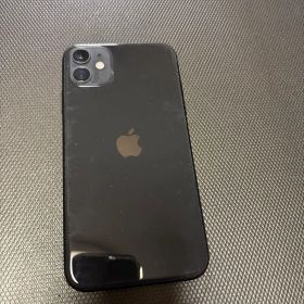 Apple iPhone 11 ブラック 本体