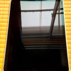 iPad Air (第4世代) Wi-Fi 256GB スカイブルー SKF付属