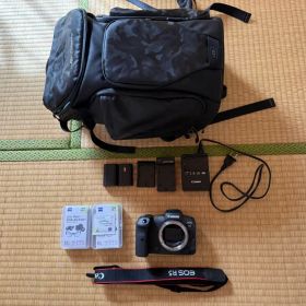 美品 一眼カメラCanon EOS R5 ボディー EOS R5